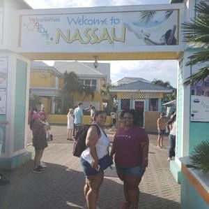 Meet your Posher, Beverly